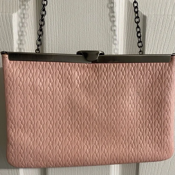 Patricia Nash Bags Patricia Nash Pink Asher Twisted Frame Clutch - Picture 5 of 13